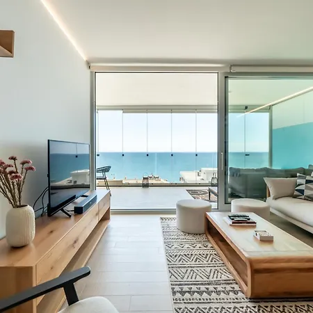 Amazing Sea Views - The Wave Ii, Pool And Sea View 아파트 *