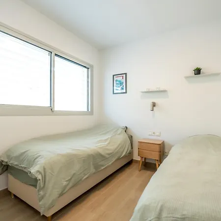 Amazing Sea Views - The Wave Ii, Pool And Sea View 아파트 *