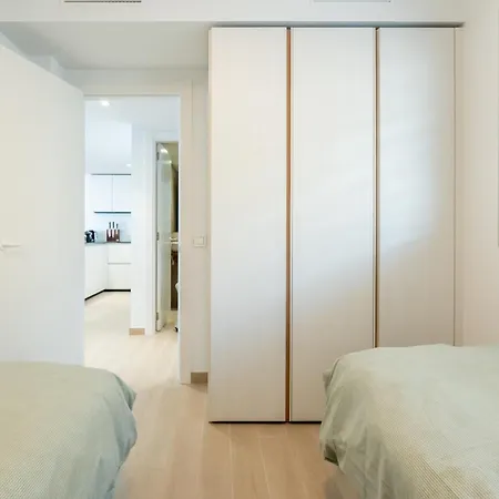 شقة Amazing Sea Views - The Wave Ii, Pool And Sea View فوينخيرولا