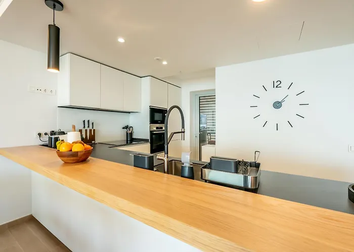 Amazing Sea Views - The Wave Ii, Pool And Sea View Fuengirola