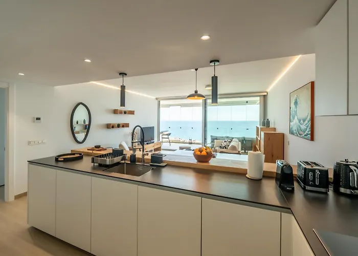 Appartement Amazing Sea Views - The Wave Ii, Pool And Sea View *