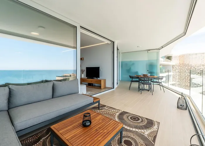 Amazing Sea Views - The Wave Ii, Pool And Sea View Appartement